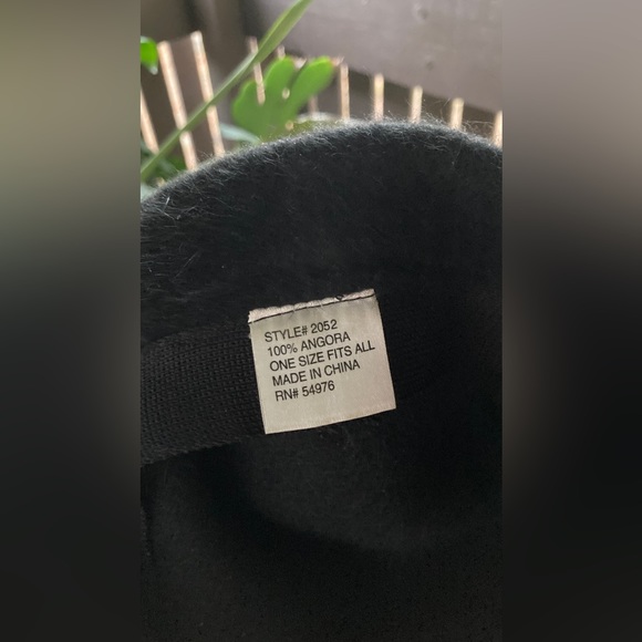 100% Wool Women’s Stylish Black Bucket Hat - Picture 2 of 2